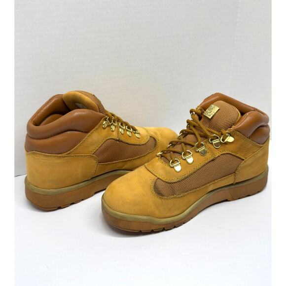 Timberland Boots Wheat Gold Emblem Hiking Outdoors Casual Preppy Womens Size 6.5 - Picture 11 of 11
